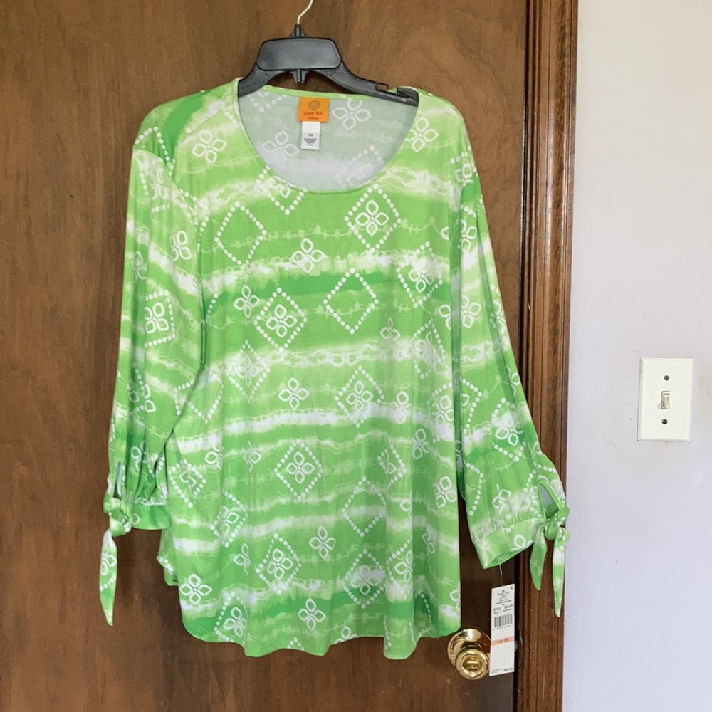 Ruby rd top tie dye with floral print top w stretch boho casual summer 2X